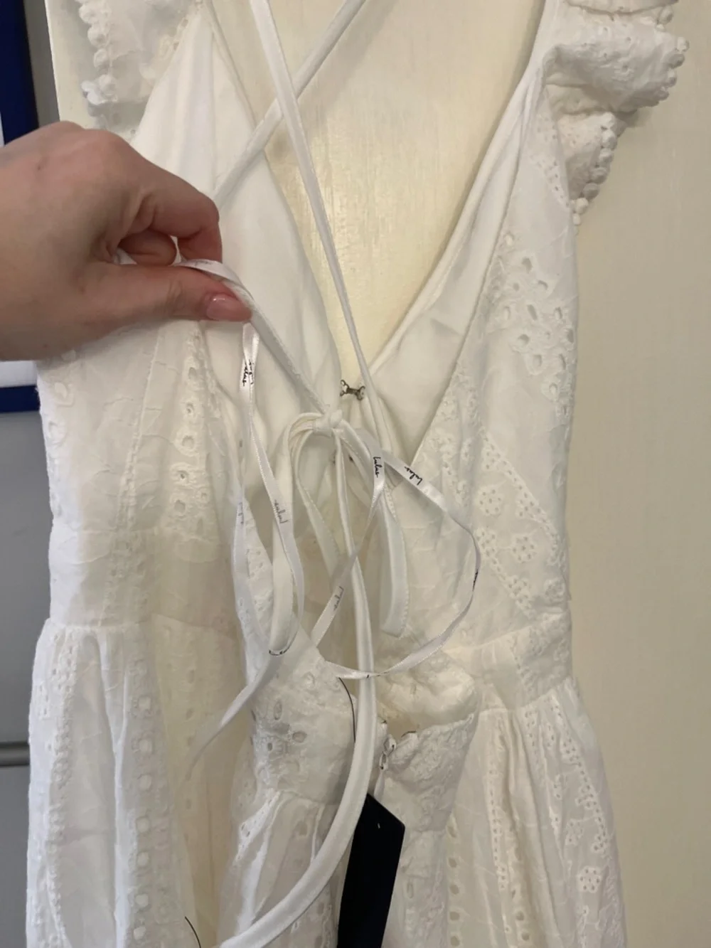 Lulus Sicilian Sun White Eyelet Embroidered Ruffled Lace-Up Midi Dress NWT Sz M - Picture 11 of 13